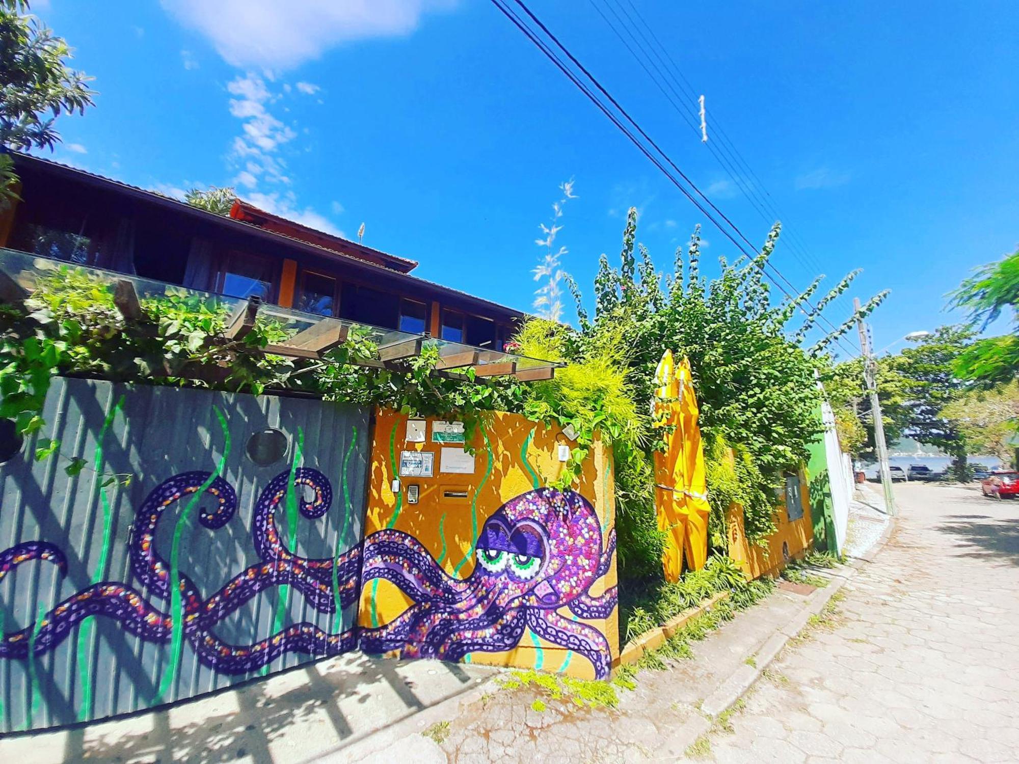 Submarino Hostel Florianopolis Luaran gambar